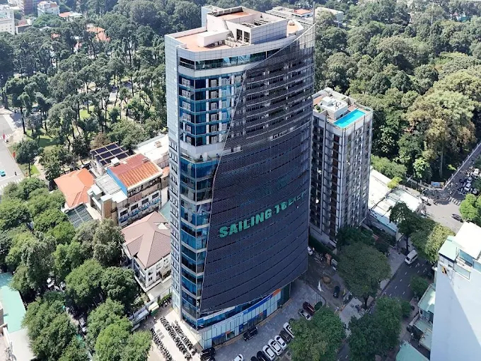 sailing-tower-1